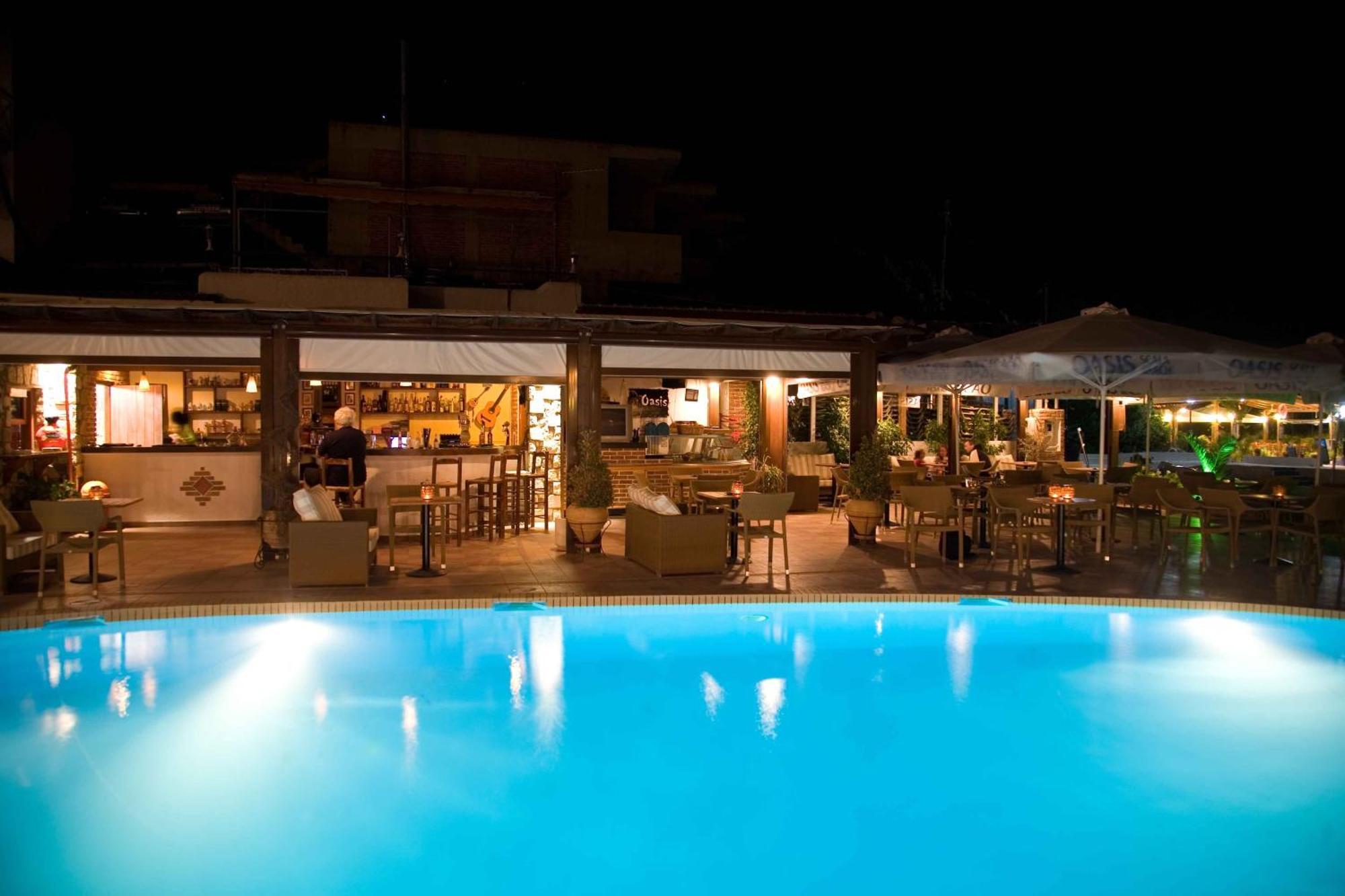 Hotel Oasis